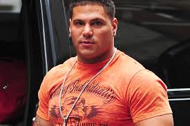 Law enforcement sources tell tmz. Jersey Shore S Ronnie Ortiz Magro Avoids Jail Time After He Cops A Plea Deal For Kidnapping And Assaulting Baby Mama