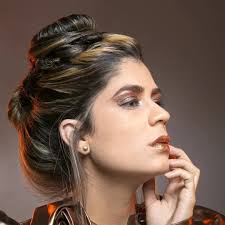 SINE QUA NOM Hoy estuvo invitada una de las más importantes maquillistas de  nuestro cine. MAGDALENA ÁLVAREZ muy profesional, h umana y excelente  compañera. Por la película cubano-española "Tirano Bandera" fue merecedora