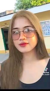 🎶 So needless to say I'm odds and ends But I'll be stumbling away Slowly  learning that life is ok 🎶