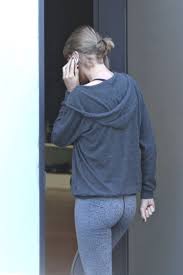 Rachel zoe with nina dobrev cozied. Taylor Swift Booty In Tights 12 Gotceleb