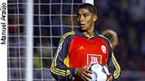 Bir dizi suçlamayla hakkında soruşturma başlatılan, bir dönem galatasaray'da da forma giyen brezilyalı eski golcü mario jardel, son yıllarda birçok futbol dışı sorunla akıllarda yer etti. Mario Jardel Prefere Benfica Benfica Jornal Record