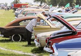 Norwalk car auction drawing enthusiasts from all over