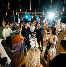 Avantgarde cinema venue with state of the art. Cinema One Laserplex Brasov Home Facebook