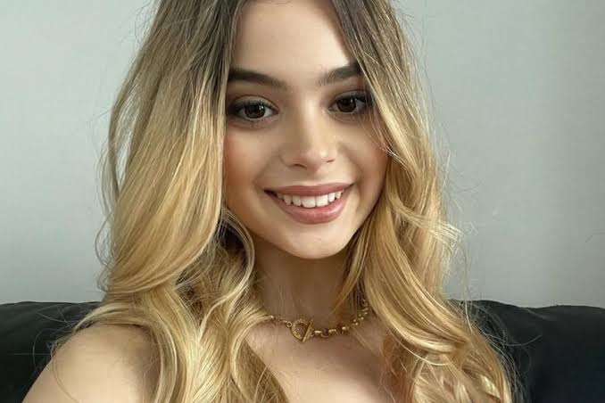 Molly Little Age, Height, Net Worth & Biography 2026 - PunGrace