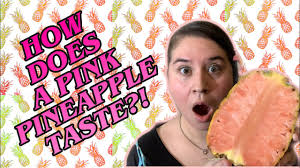 OMG THIS IS A PINK PINEAPPLE!! UNBOXING AND TASTING THE $50 PINKGLOW  PINEAPPLE FOR THE FIRST TIME!