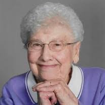 Cecilia Herrmann's Instagram, Twitter & Facebook