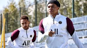 3 leandro paredes (mc) psg 1. Yz7pvjzegawgam