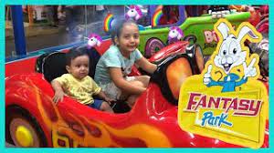 ¡dile eso a cualquiera que te diga que los juegos son una pérdida de tiempo! Mis Hijos Divirtiendose En Los Juegos Mecanicos Juegos Mecanicos Para Ninos Youtube