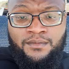 Ex Girlfriend demands half of everything so the that's just what her ex  boyfriend gave her