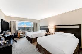 View 2 bedroom suites near disneyland atlanta. Hilton Anaheim Near Disneyland Mousesavers Com