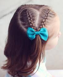 Epingle Par Virginia Bartolucci Sur Braids Produit Cheveux Boucles Coiffures Filles Coiffure Enfant