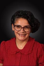 Amy Muench's Instagram, Twitter & Facebook