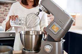Titanium Chef Patissier Xl Le Robot Qui Chauffe Et Qui Pese Les Ingredients Darty Vous