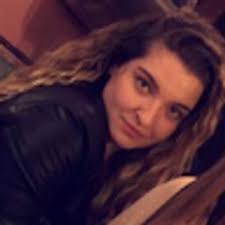 Love to See It with Emma and Claire (Podcast)