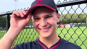 Samantha Severn's Instagram, Twitter & Facebook