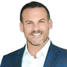 Louis Paolino's Instagram, Twitter & Facebook