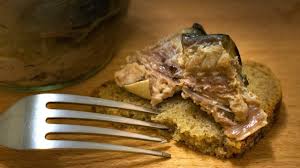 что можно приготовить быстро и вкусно в домашних условиях Konserva Iz Skumbrii Prigotovlennaya V Domashnih Usloviyah Eto Prosto Bystro I Glavnoe Vkusno Pri Zhelanii Ee Mozhno V Prok Zagotovit Na Z Eda Zakuski Konservy