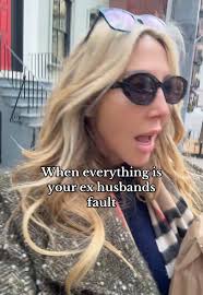 No cookies for you… #pov #divorce #singlemom #christmascookies  #cookiedecorating