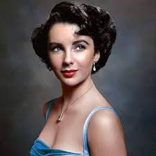 Laurel Lyons (laurellyonsbeauty)