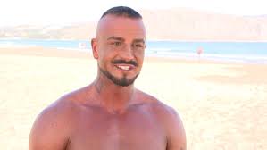 Check spelling or type a new query. Prince Charming 2019 Friseur Andreas Hat Eine Schwere Vergangeheit