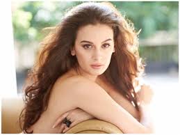 Actor, entrepreneur @seams4dreams | @wipcreatives. Evelyn Sharma To Have A Destination Wedding Next Year Hindi Movie News Times Of India