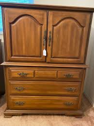 Used Sumter Cabinet Co Bedroom Set For Sale In New Smyrna Beach Letgo In 2020 Bedroom Sets For Sale Bedroom Set New Smyrna Beach