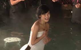 小島瑠璃子 ヌード画像 全裸での温泉入浴シーンでおっぱいがヤバイことにｗｗｗ - 裏ピク