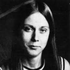 Diane Everson's Instagram, Twitter & Facebook