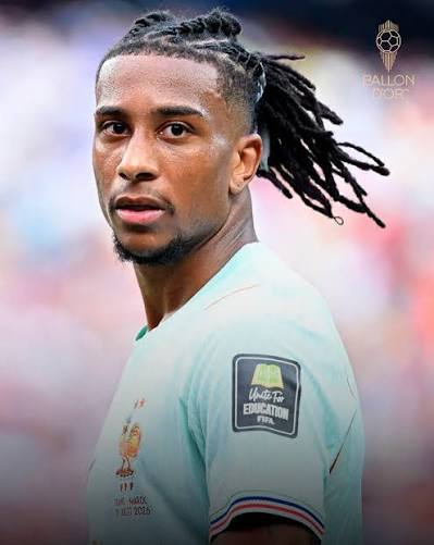 How Michael Olise became Bayern and France's assist king 🇫🇷 This was his  transformation ➡️ https://lequipe.non.li/Em #ballondor #olise #france  #bayern