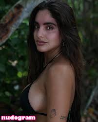 Isabella Ladera - OnlyFans Leak - Explicit Gallery - Nudogram