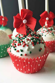 Christmas cake pops by gourmetgiftbaskets.com. Festive Christmas Cake Pops Recipe For The Holidays Foodal