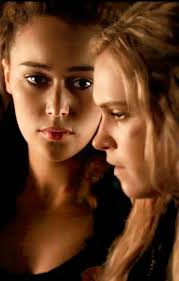 CLARKE~LUNA* #the100 #maywemeetagain GNNS می_یاز_فان "The "The100" 100"  Wonkru WonkuWarriors Wariors> Отол OmenConOsen Соп ConOson Oson