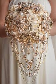 35 Bling Bling Brooch Wedding Bouquets From Etsy Wedding Bouquet Champagne Gold Bouquet Wedding Brooch