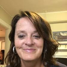 Monique Leone's Instagram, Twitter & Facebook