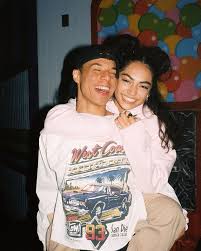 Hype House Thehypehousela Fotos Y Videos De Instagram In 2020 Best Friend Pictures Best Friend Goals Photo