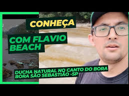 Ducha natural no canto do Bora Bora Boracéia