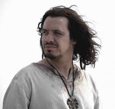 Premier volet modifier cet article présente le guide de la sixième saison de la série télévisée kaamelott. 7 Idees De Alexandre Astier Alexandre Astier Kaamelott Serie Kaamelott