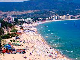În unele locuri va fi un pic de ploaie, se recomandă să aibă o umbrelă Sunny Beach Bulgaria Sunny Beachbg Twitter