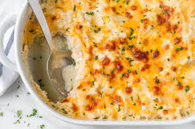 I heart naptime is a food and lifestyle blog sharing easy recipes and tips, to help families create unforgettable moments. Creamy Chicken And Cauliflower Rice Casserole Recipe Easy Chicken Casserole Recipe Eatwell101