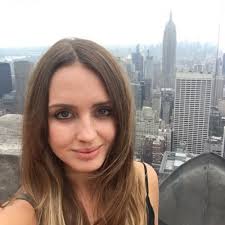 Daisy Read (@DAISYRACHEL)