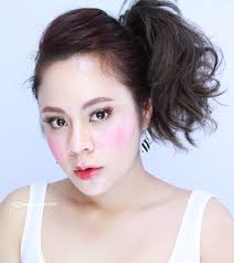 Blush Review: Illamasqua powder blusher สี Panic สีแดงบ่มแดดปัดแก้มได้  ทาปากได้