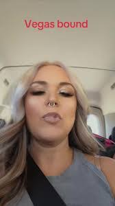 Melissa Prevost's Instagram, Twitter & Facebook