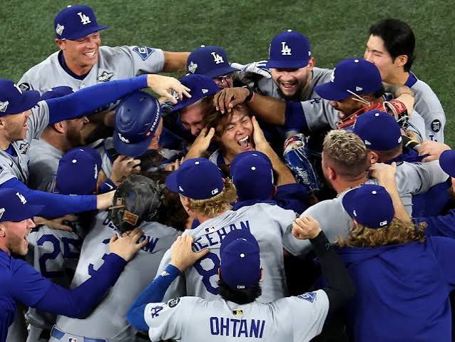 Los Angeles celebrates the Dodgers' back-to-back World Series championship | Connecticut Public