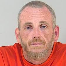 Leesburg man allegedly grabs employee's buttocks at Dollar General