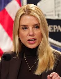 Tập tin:Pam Bondi in 2025 (cropped) (cropped).jpg – Wikipedia tiếng Việt