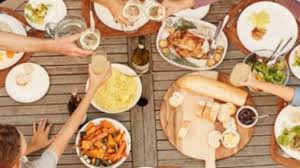 Understanding the current restrictions under public health directions from the chief health officer. Coronavirus Australia Queensland Relaxes Restriction On Home Visits Ahead Of Mother S Day 7news Com Au
