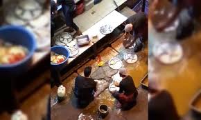 It's another banana leaf place. Staff Caught On Camera Washing Dishes In Roadside Puddle Raj S Banana Leaf Offers Apology And Free Dinner