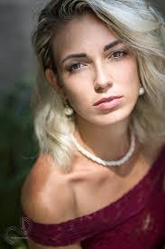 Deborah Leone's Instagram, Twitter & Facebook