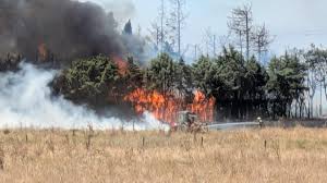 Vauvert en Flammes! Incendie Près des Maisons, Évacuations Urgentes!