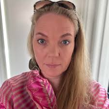 Please pray for my uncle Johnny Donohue passed away recently and left a  large family missing him. 💔